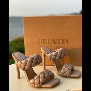 Steve Madden Shoe